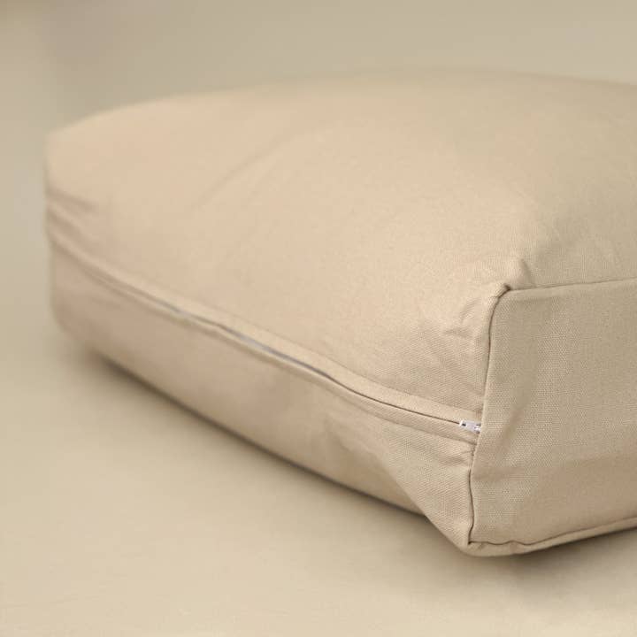 STUDIO ANIMAUX - Wholesale Pet Pillow - Dog - Dog pillow | cotton | EPS pearl filling | vanilla | size S7