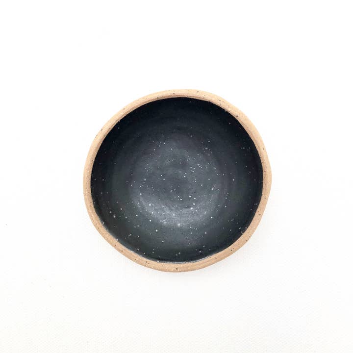 Korai Goods – wholesale Jewellery dish – Speckled Footed Trinket Dish/ Matte Black1