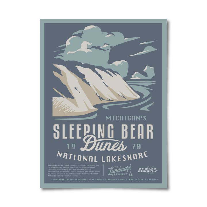 Schlafender Bär Dünen Poster für den Großhandel von The Landmark Project