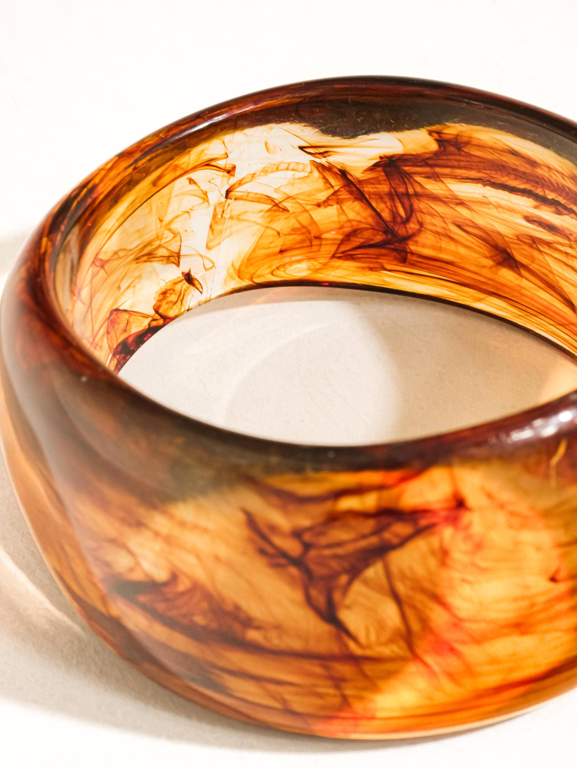 Flânerie by MAIQ - Wholesale Bangle Bracelet - Caelia Modern Bold Statement Resin Bangle3
