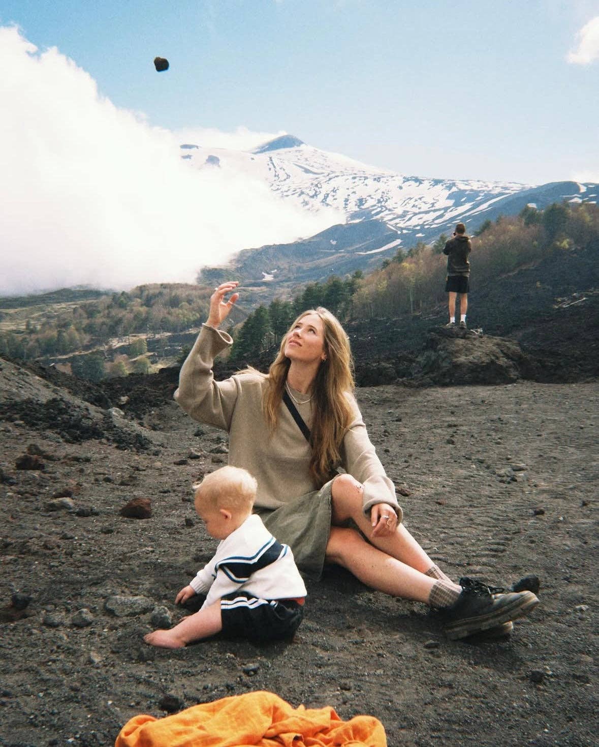 Beaten Path Co - Wholesale Socks - Unisex - SUNSET DAHLIA KNIT SOCKS2