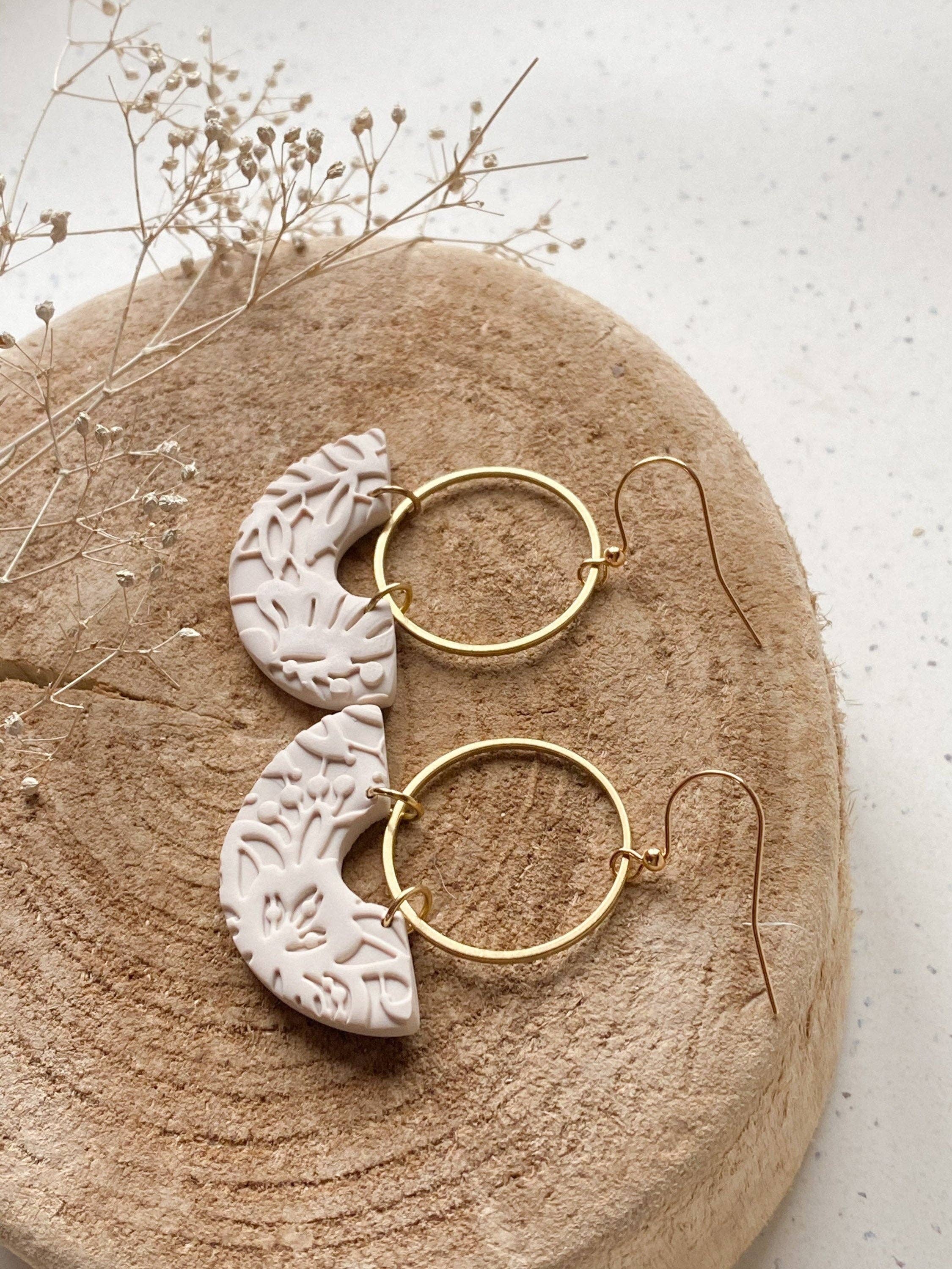 Agaveh girl - Wholesale Dangle Earrings - Wynne Sand Colored Polymer Clay Dangle Earrings2