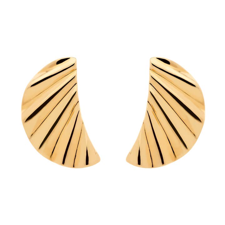 Gouden oorbellen met Wave Clip voor wholesale door Emma Holland