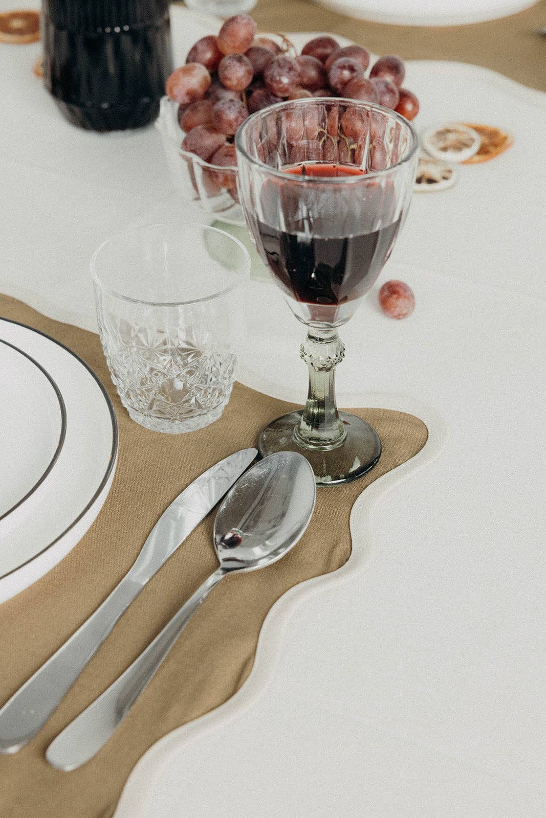 Vivé - Wholesale Placemat - Lilou Scallop PLACEMAT7