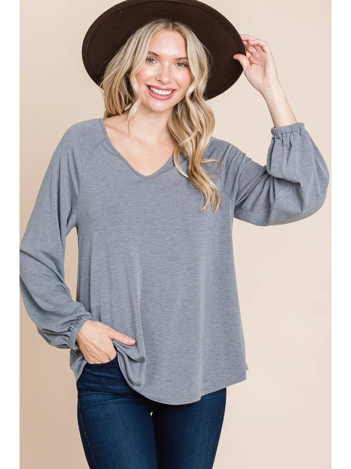 Emerald Collection - Wholesale Tunic - Women's - ETK-8647 Casual V Neck Basic Long Sleeve Top