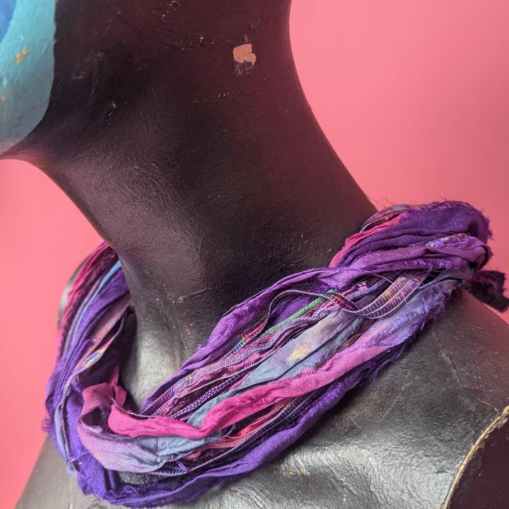 Megan Crook Textiles – wholesale Woven necklace – Silk Yarn Necklace in Pink and Purple3