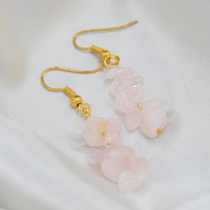 Boucles d'oreilles Quartz Rose pour la vente par Fox and Bunny Rise