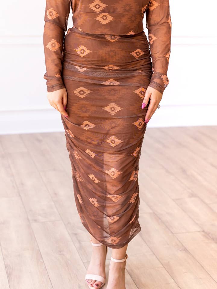 Jupe midi en maille aztèque Copper Canyon pour la vente par GRACE+EMMA by Southern Grace