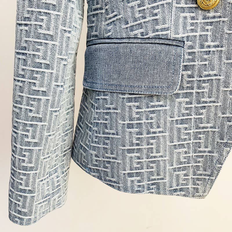 Blau Slim Fit Damenblazer aus Jacquard-Denim mit goldenen Löwenknöpfen für den Großhandel auf Faire4
