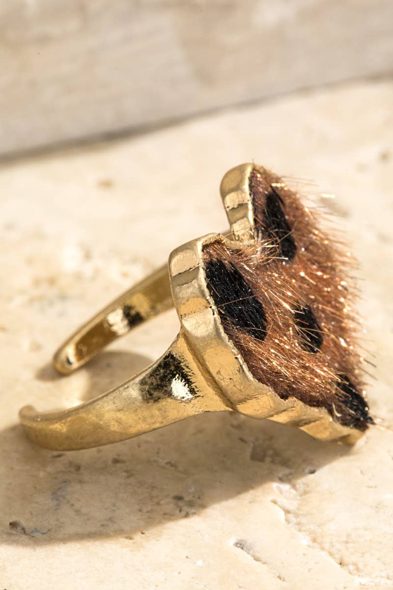 Urbanista Outlet – wholesale Cocktail/statement ring – Animal Print Heart Ring2
