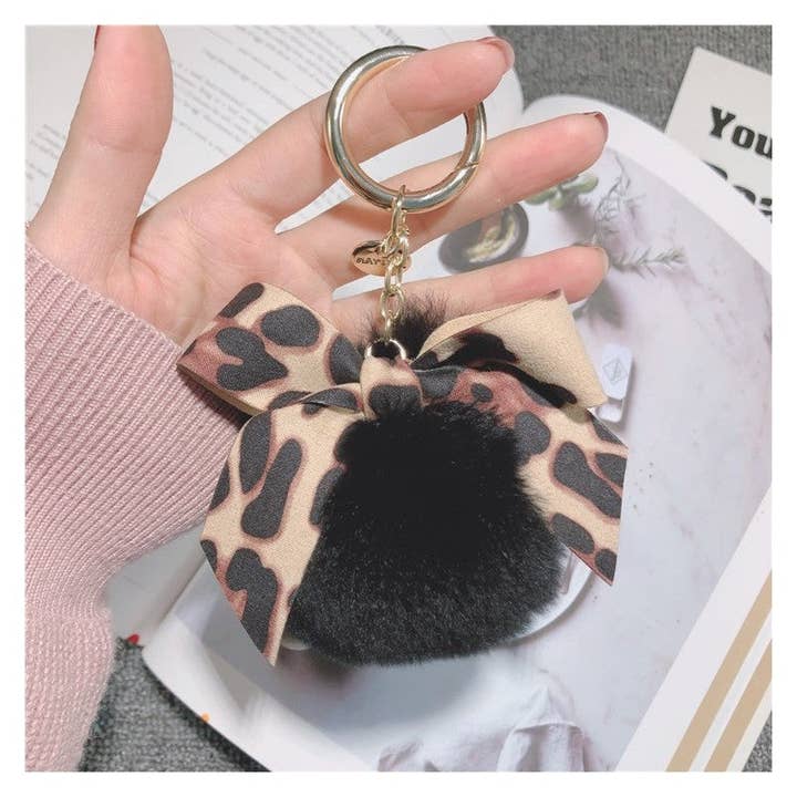 Ekartini - Wholesale Keychain – Women's - Leopard Print Bow Pom Keychain3