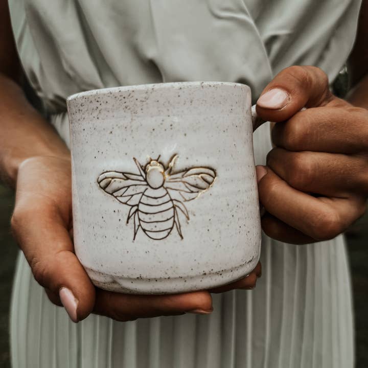 Wolf and Clay Pty Ltd - Wholesale Coffee mug - Ceramic Mug - Bee6