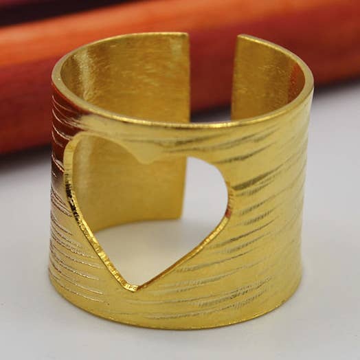 Hjärtring i 24K guldpläterad justerbar bred modell för wholesale av Clau Jewelry