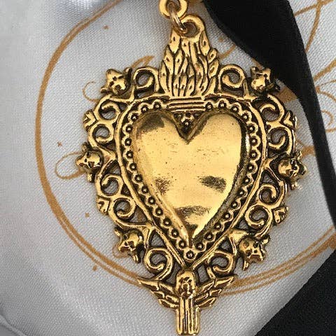 Miss DJ Angel - Wholesale Pendant/Charm Necklace - Ex voto choker, sacred heart necklace, golden heart charm, choker gift for mom, sacred heart gift for woman, handmade ex voto.