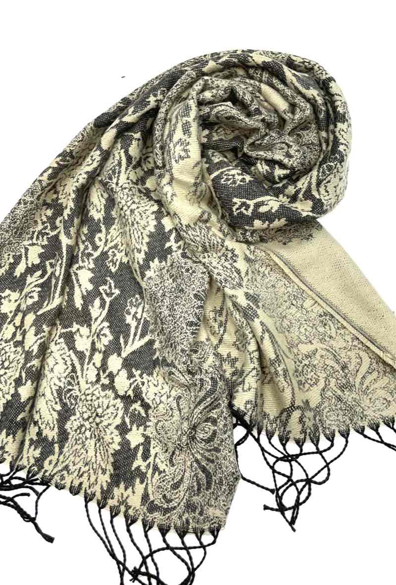 LINETA - Wholesale Scarf - Women's - Fringe scarf1