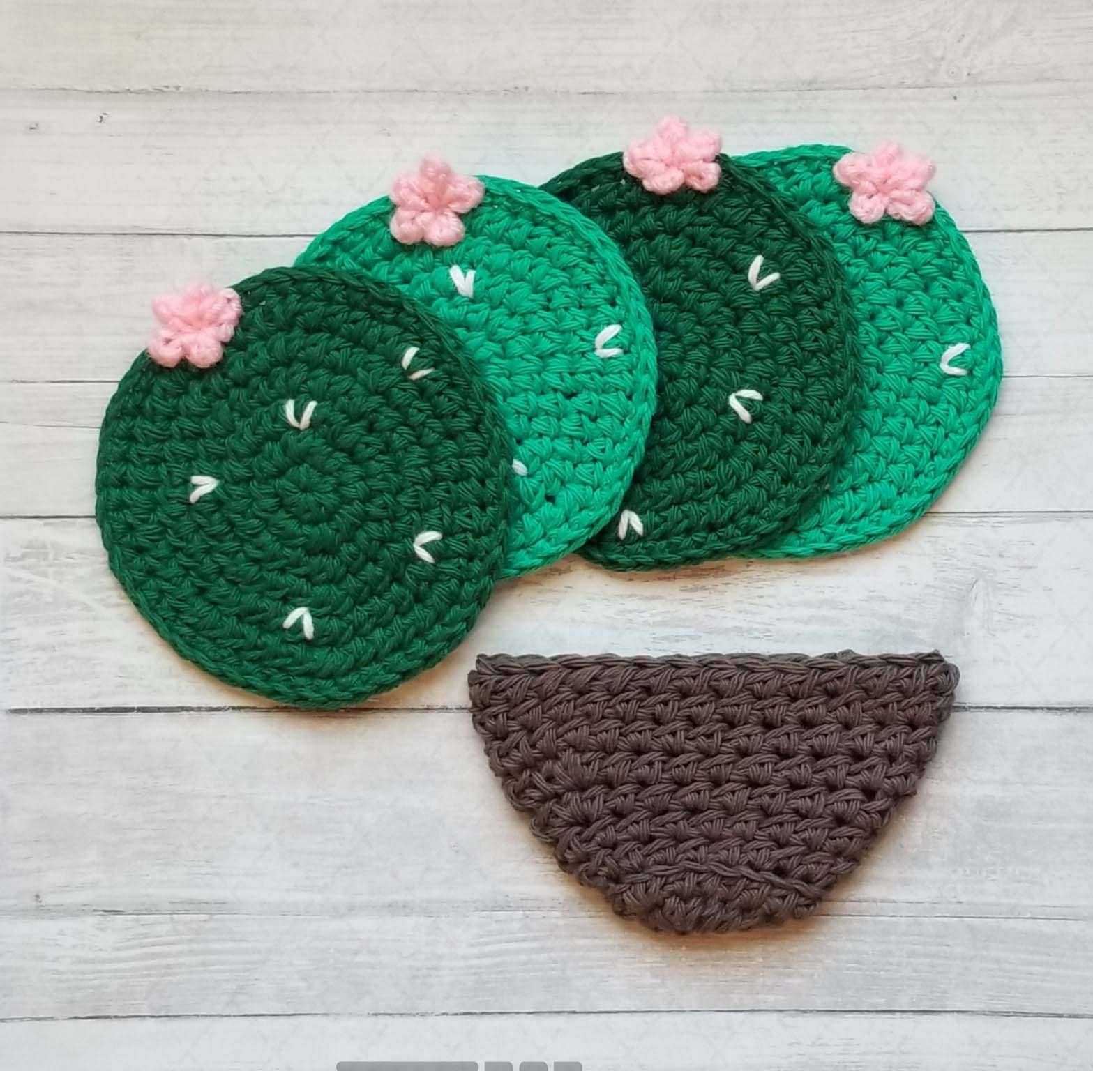 TOMOPOD LLC - Wholesale Coasters - Crochet Cactus Coasters, Set of 4, Plant Lover Home Decor5