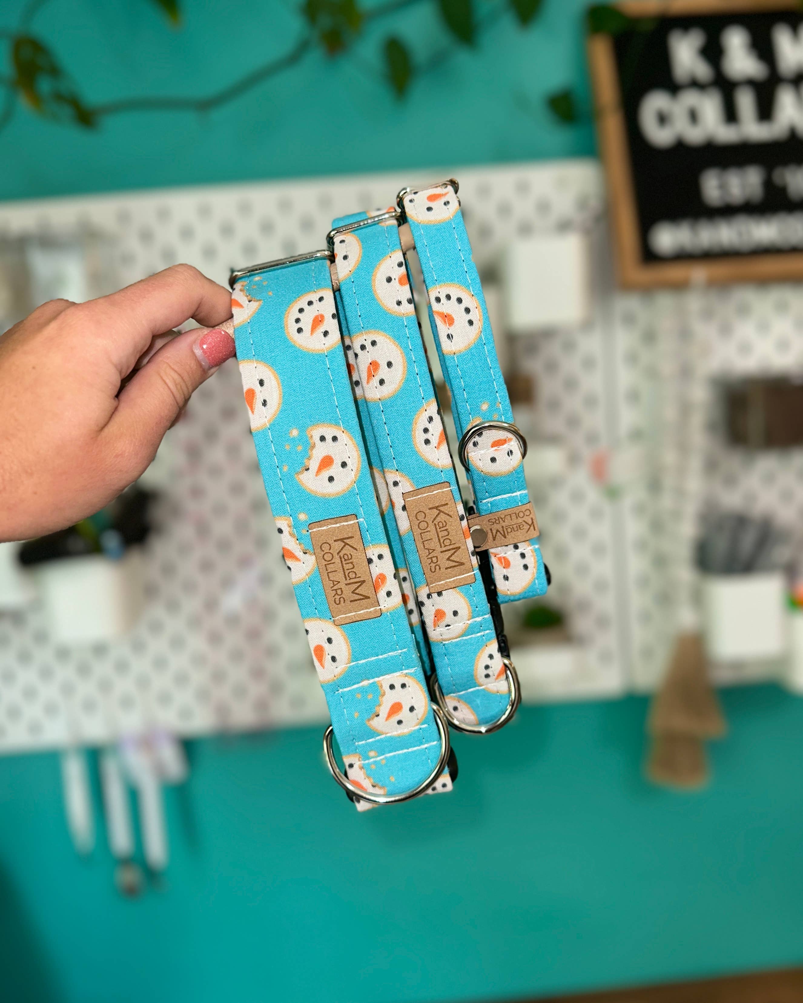 K and M Collars - Vendita all'ingrosso Collare - Cani - Snowmen Sugar Cookies, collare natalizio per cani1