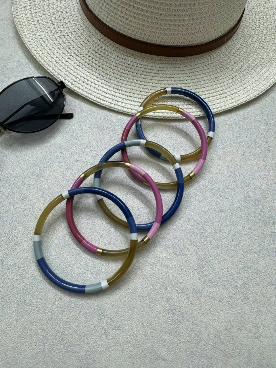 Hala Design - Wholesale Bangle Bracelet - Multi Color Horn Bangle H=6mm2