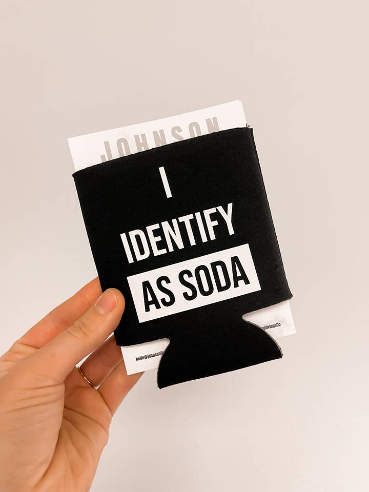 Jeg identificerer mig som soda dåse ærme for engroshandel hos Johnson Livings LLC