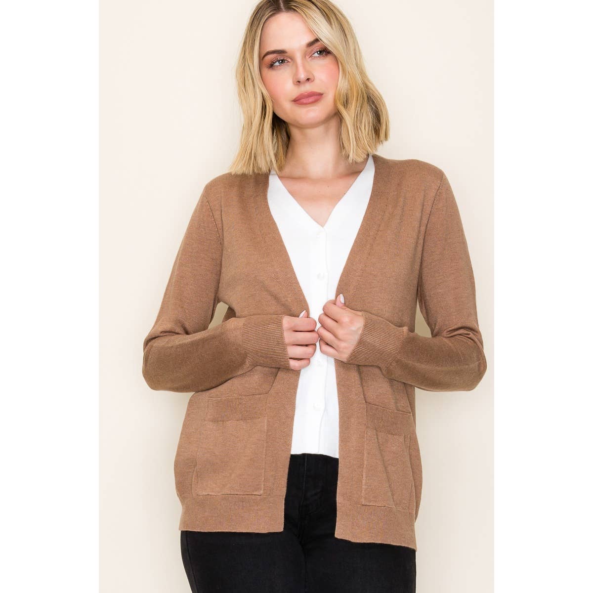 STACCATO - Vendita all'ingrosso Cardigan - Donna - CARDIGAN MAGLIONE SCOLLO A V 2FER5