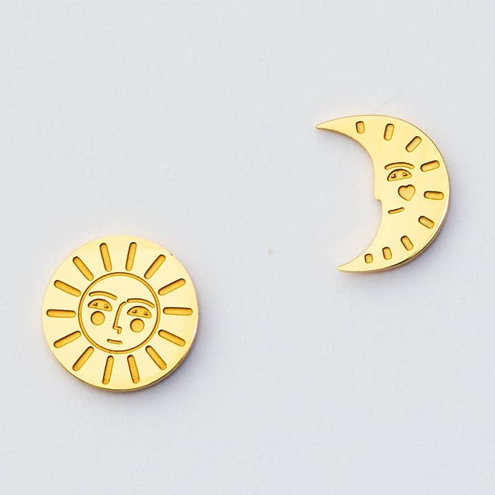 Martha Jean - Wholesale Stud/post earrings - Sun & Moon Studs - Gold0