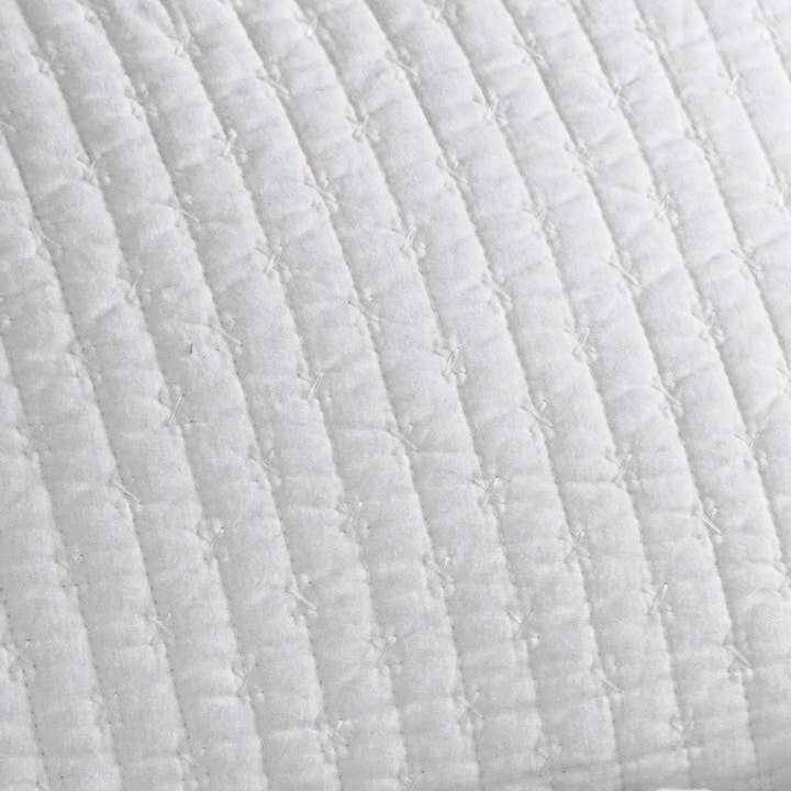 Levtex Home – wholesale Sängkläder – Korsstygn Quilt Set3