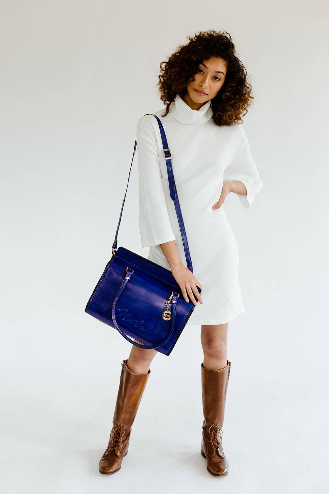 NILA BAGS – Großhandel Umhängetasche - Damen – Nila Crossbody Lederriemen2