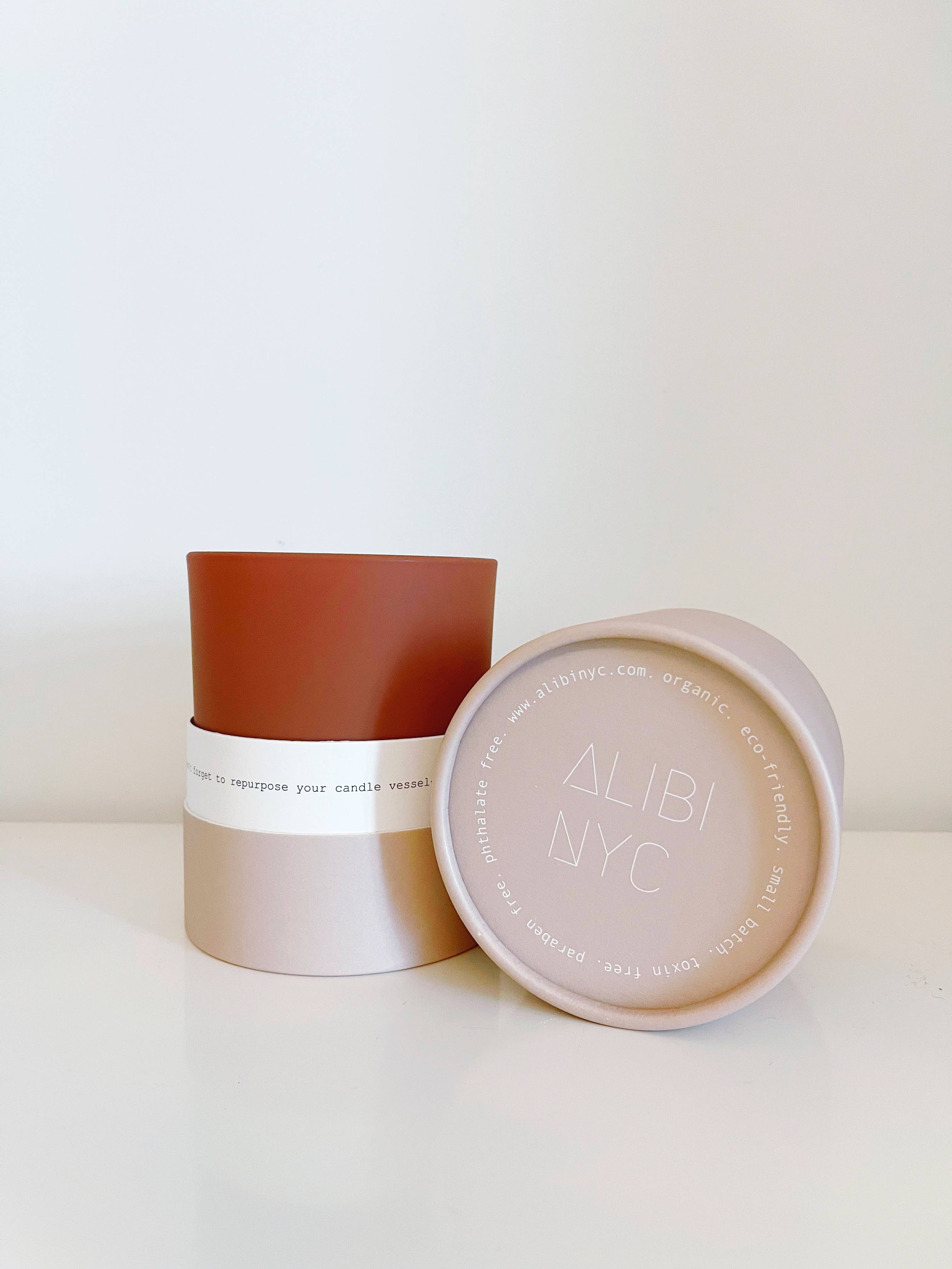 ALIBI NYC – Großhandel Kerze im Glas / gefüllte Kerze – MEERSALZ YUZU | VIRGIN COCONUT CRÈME & HOLZDOCHT6