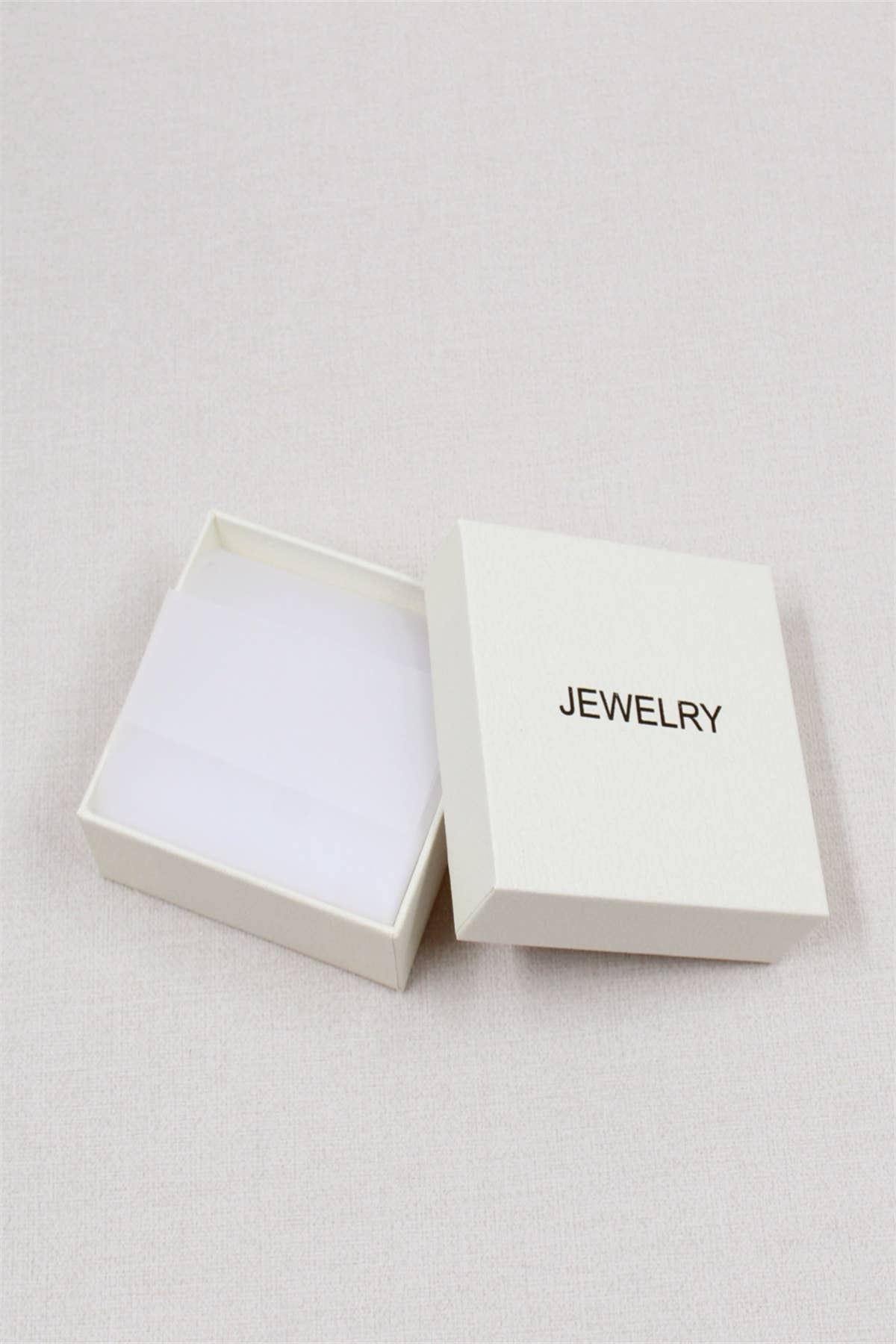 BELLISSIMA BIJOUX – Großhandel Schmuckschatulle/-Organizer – Schmuckbox mit integriertem Schutzpapier1