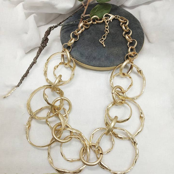 ๐๏ธ๐Large Hoop Necklace๐๐ค for wholesale by Domoflor s.l