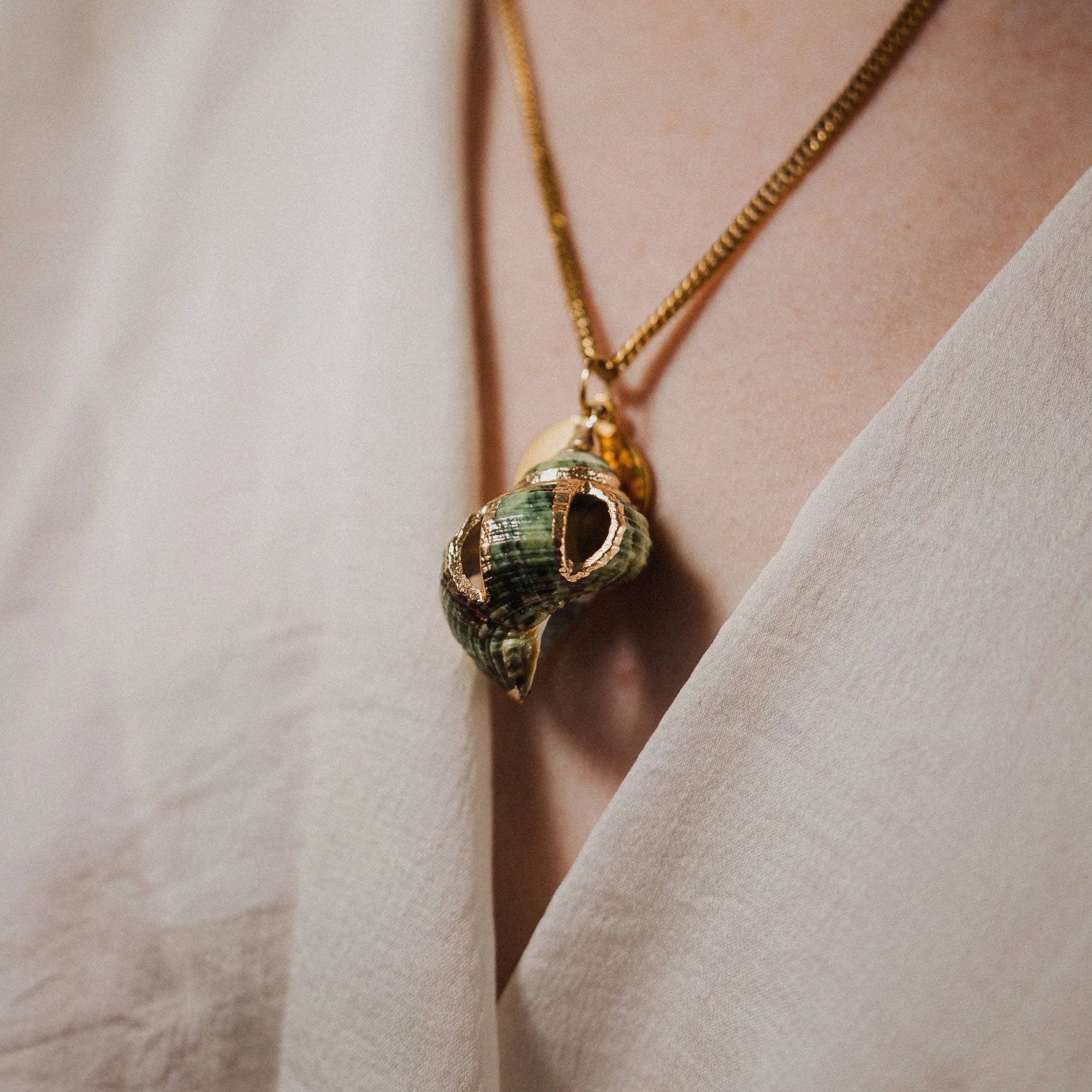 PHOEBE´S – wholesale Hänge-/berlockhalsband – Snäckhalsband, sommarjuveler, hippiehalsband, handgjord present5