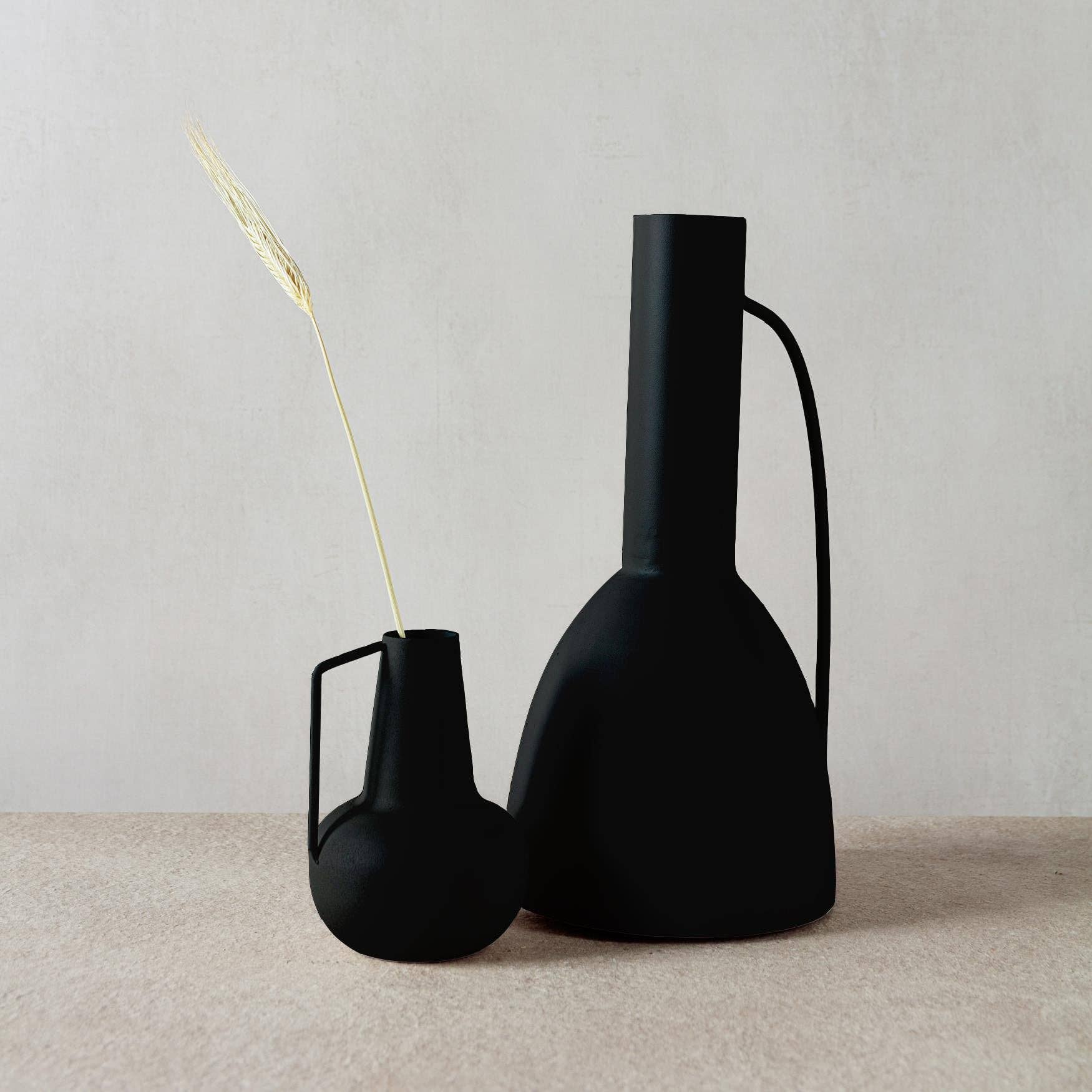 Chickidee – wholesale Vase – Athena Black Metal Vase1