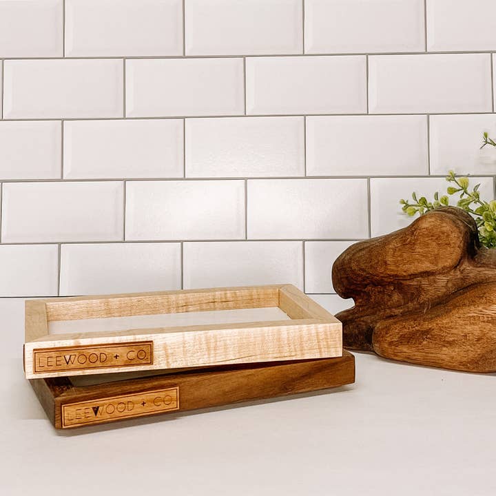 Plateau | Bois Et Marbre | Petit pour la vente par LEEWOOD + CO.