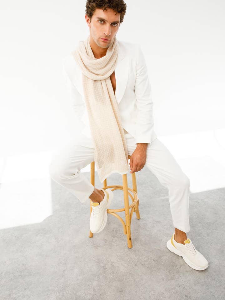 Mohair Gordion sjaal voor heren, ecru voor wholesale door Mohair&Angora