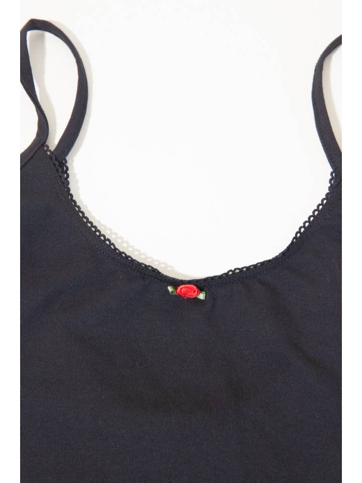 Onyx CAMI MIT U-AUSSCHNITT AUS ONYX für den Großhandel auf Faire6