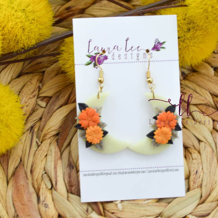 Halloween-oorbellen met bloemen en maan - Glow in the Dark voor wholesale door Laura Lee Designs
