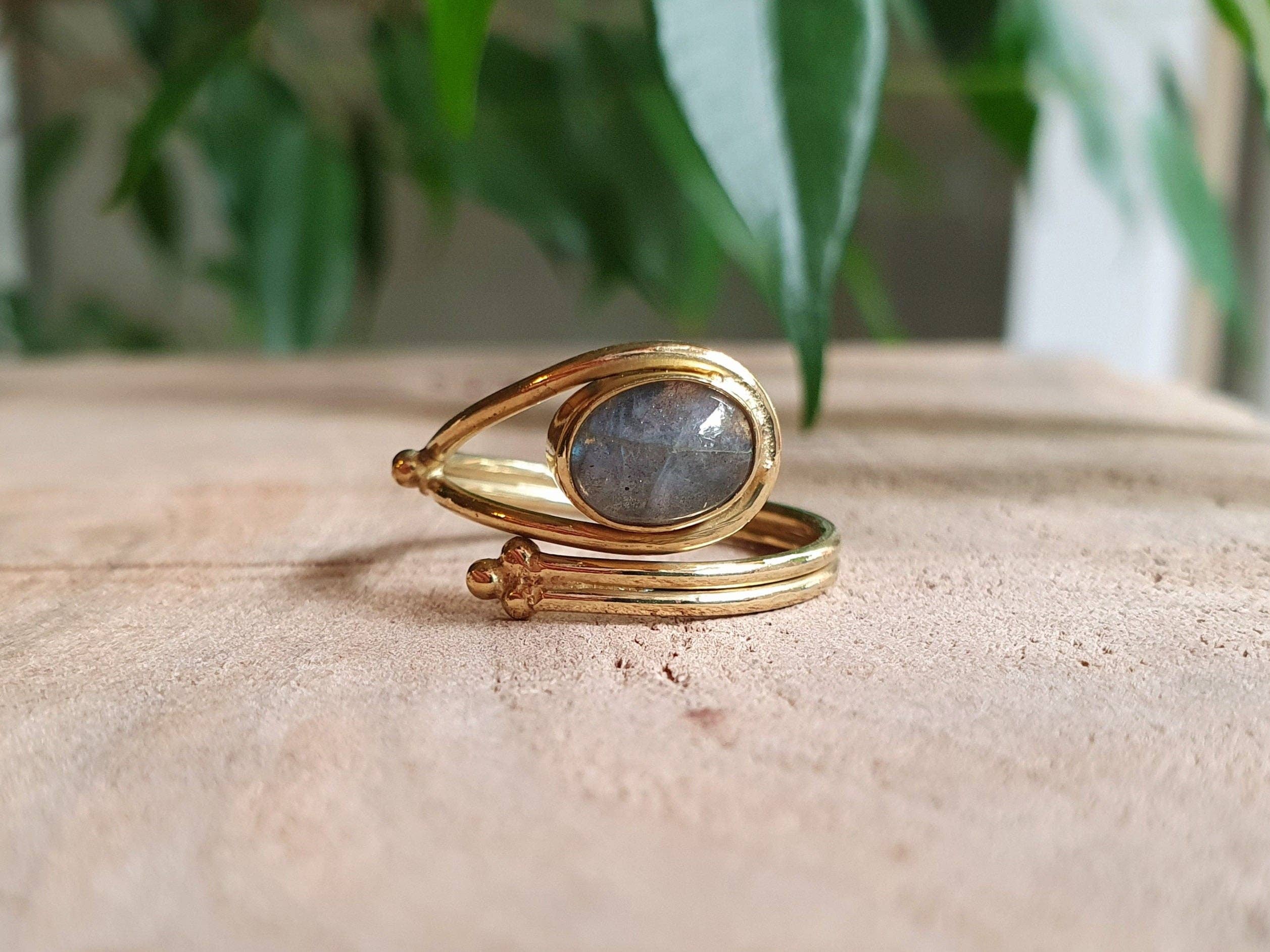 Kaali Boutique - Wholesale Multi-Stone Ring - Adjustable Labradorite Ring Ethnic style Brass / Boho /  Bohemian / Psy / Rustic / Tribal / Gypsy / Festival / Healing / Festival2