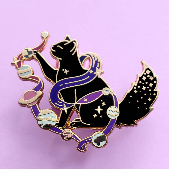 Solar Cat emaille pin voor wholesale door Glitter Punk