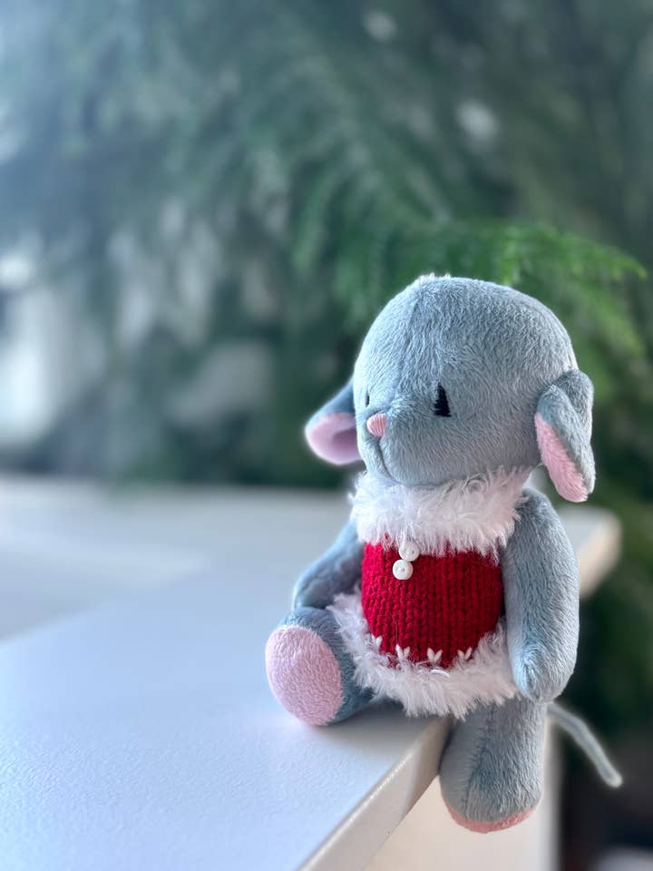 Mouse in knit dress for wholesale by Frank and Bubby