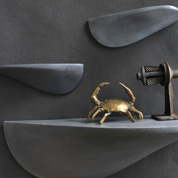 Formpoet - Wholesale Wall Mounted Shelf - Wall shelf concrete large - grey9