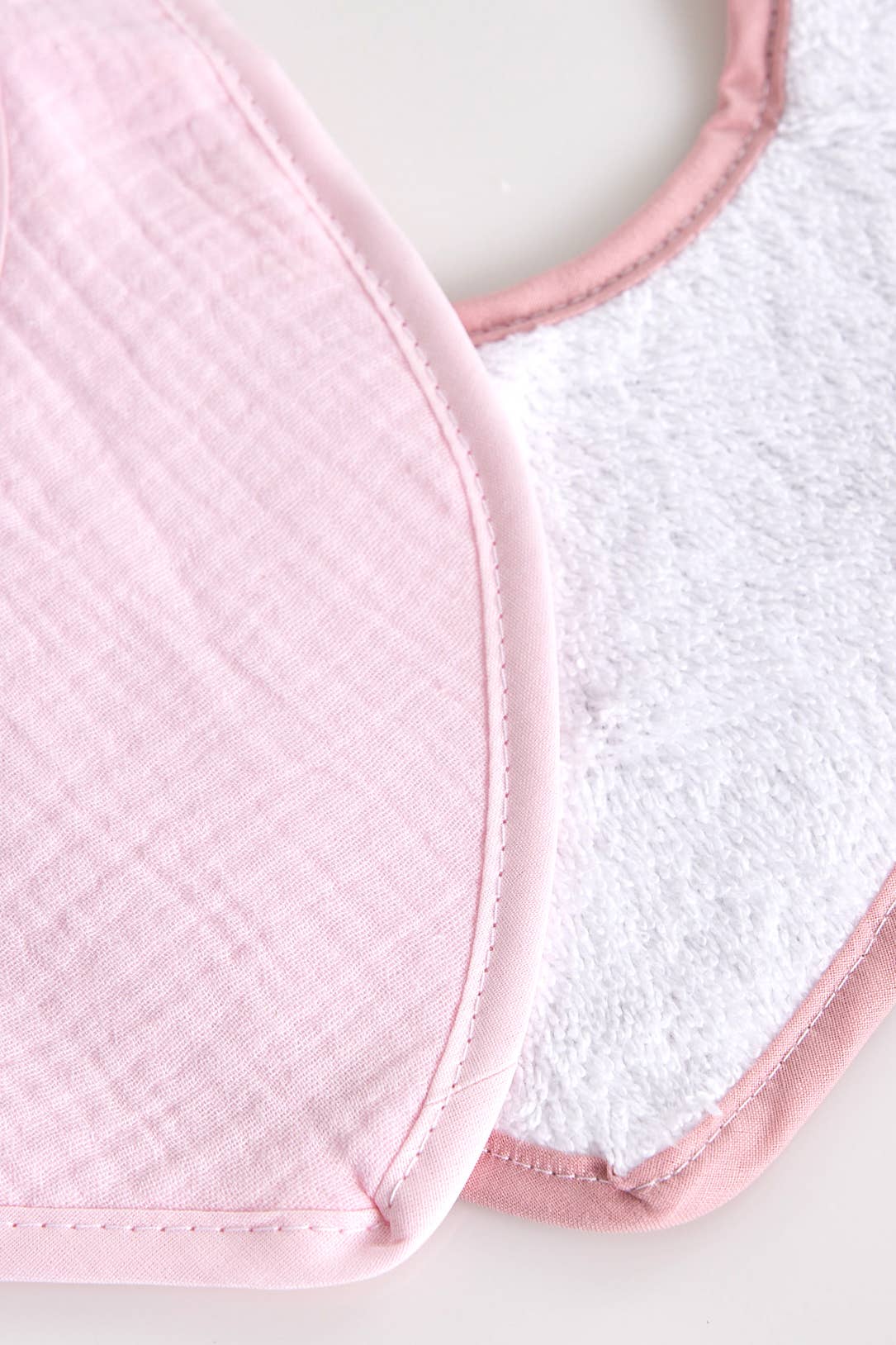 Amorim Gerações, LDA - Wholesale Underwear/Diaper Cover - Baby - Bandana Muslin Bib w/ Terry Coating BAB32.3K1