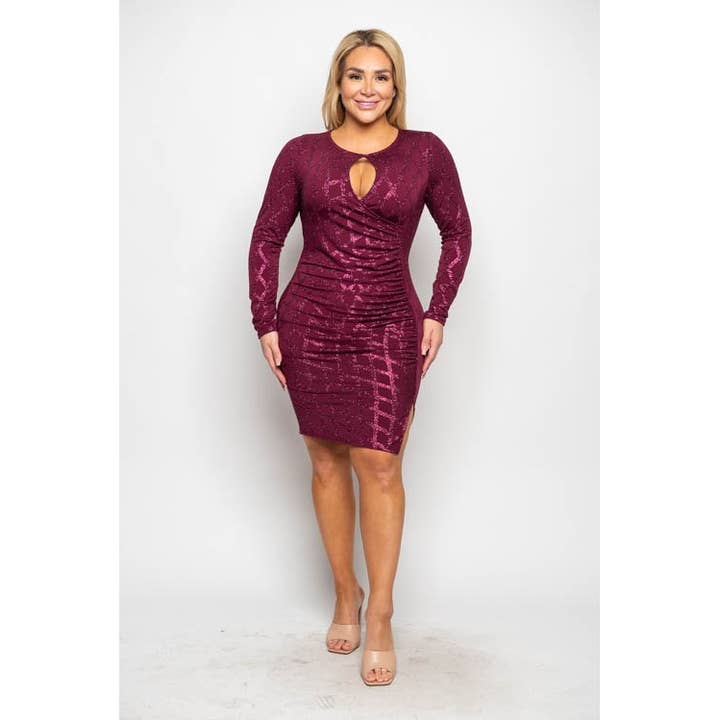 ABITO PLUS SIZE CON INCRESPATURA A GOCCIA CON STAMPA GEO GLITTERATA per la vendita all'ingrosso da parte di Curve Market