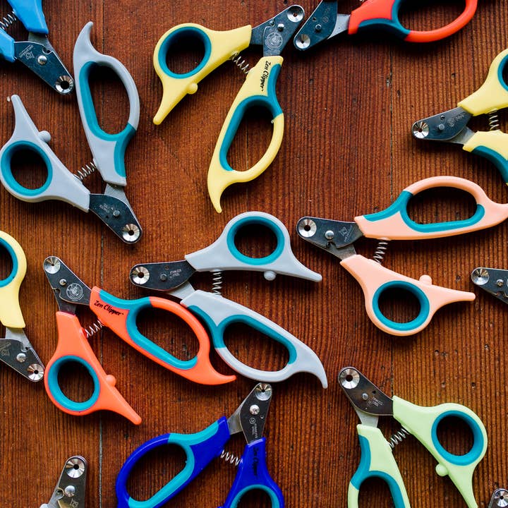 PerAnimal - Wholesale Pet Spray - Cat/Dog - ZenClipper - Nail trimming has never been safer.14