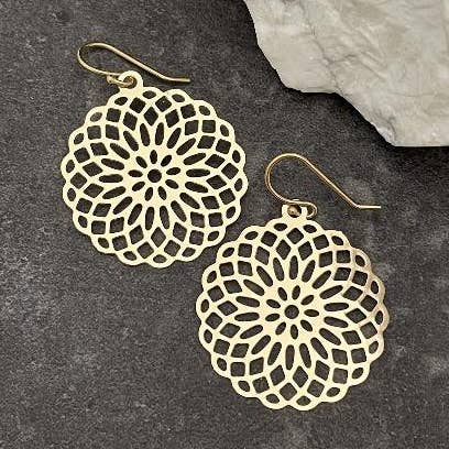 Pendientes mandala geométricos de latón para venta al por mayor de Say Anything... Jewelry by Stephanie Wilde