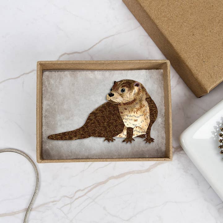 Odder-broche | Wild Wood for engroshandel hos Perkins & Morley