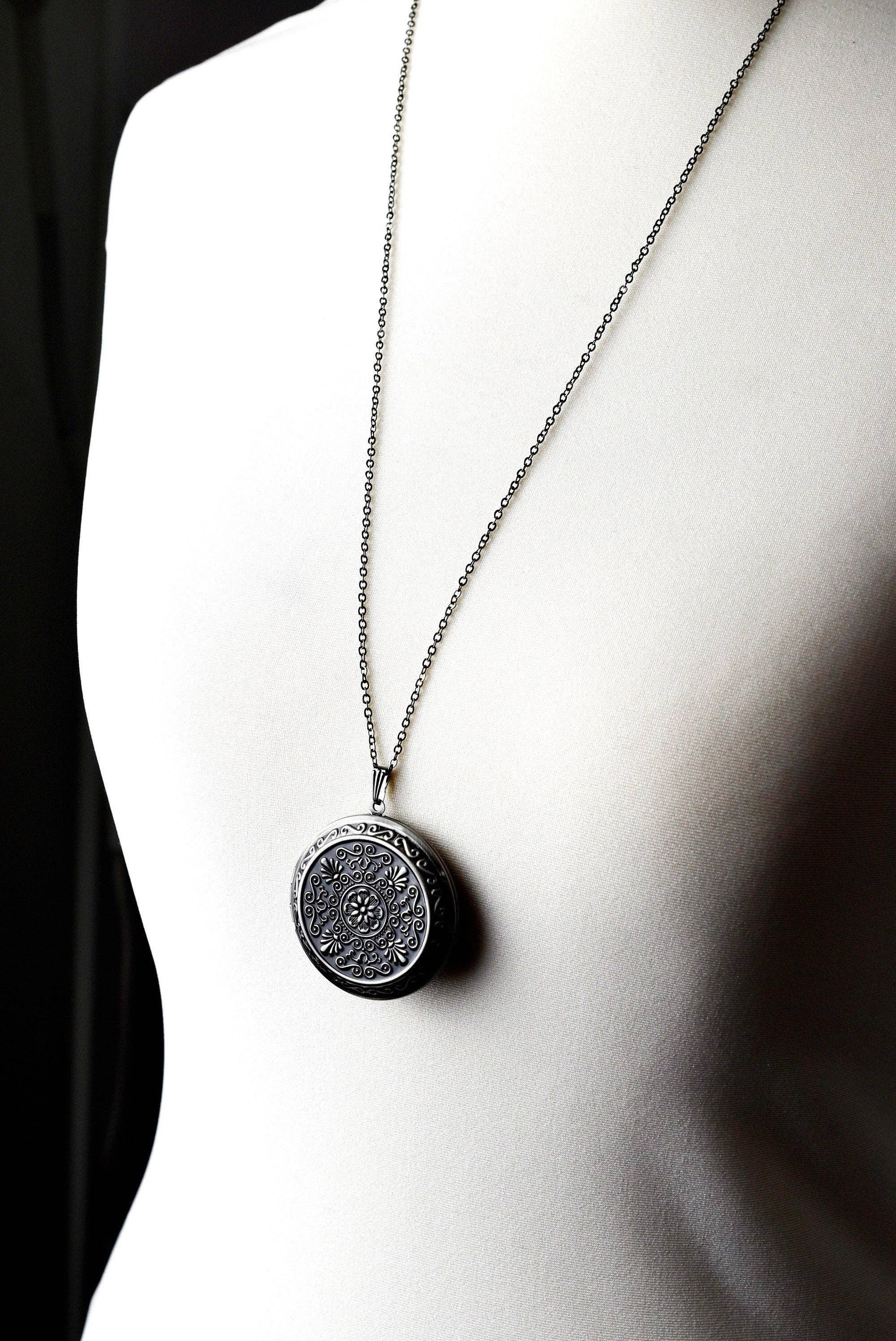 MadamLili - Wholesale Halskettinghanger - GEPERSONALISEERDE FOTOMEDAILLON KETTING MET FOTOSERVICE8