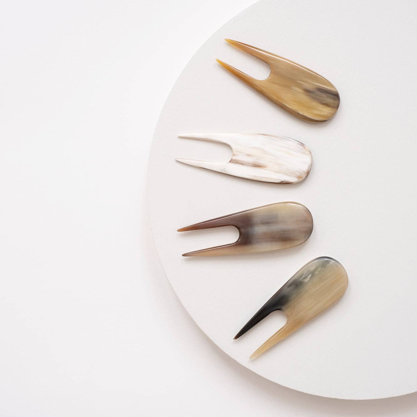 MAADILI COLLECTIVE - Wholesale Appetizer Serveware - Horn Charcuterie Pick2