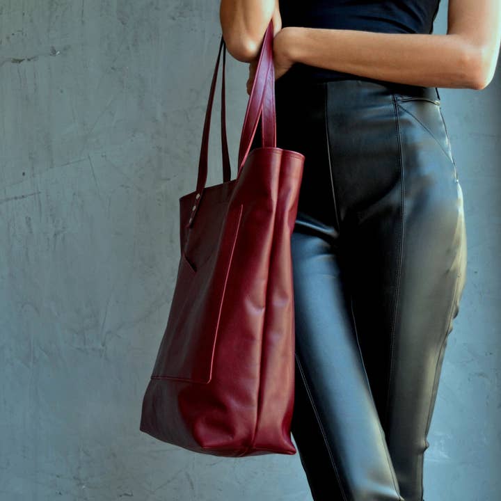 ANA KOUTSI - Wholesale Tote Bag - Women's - Estia leather tote bag in bordeaux6