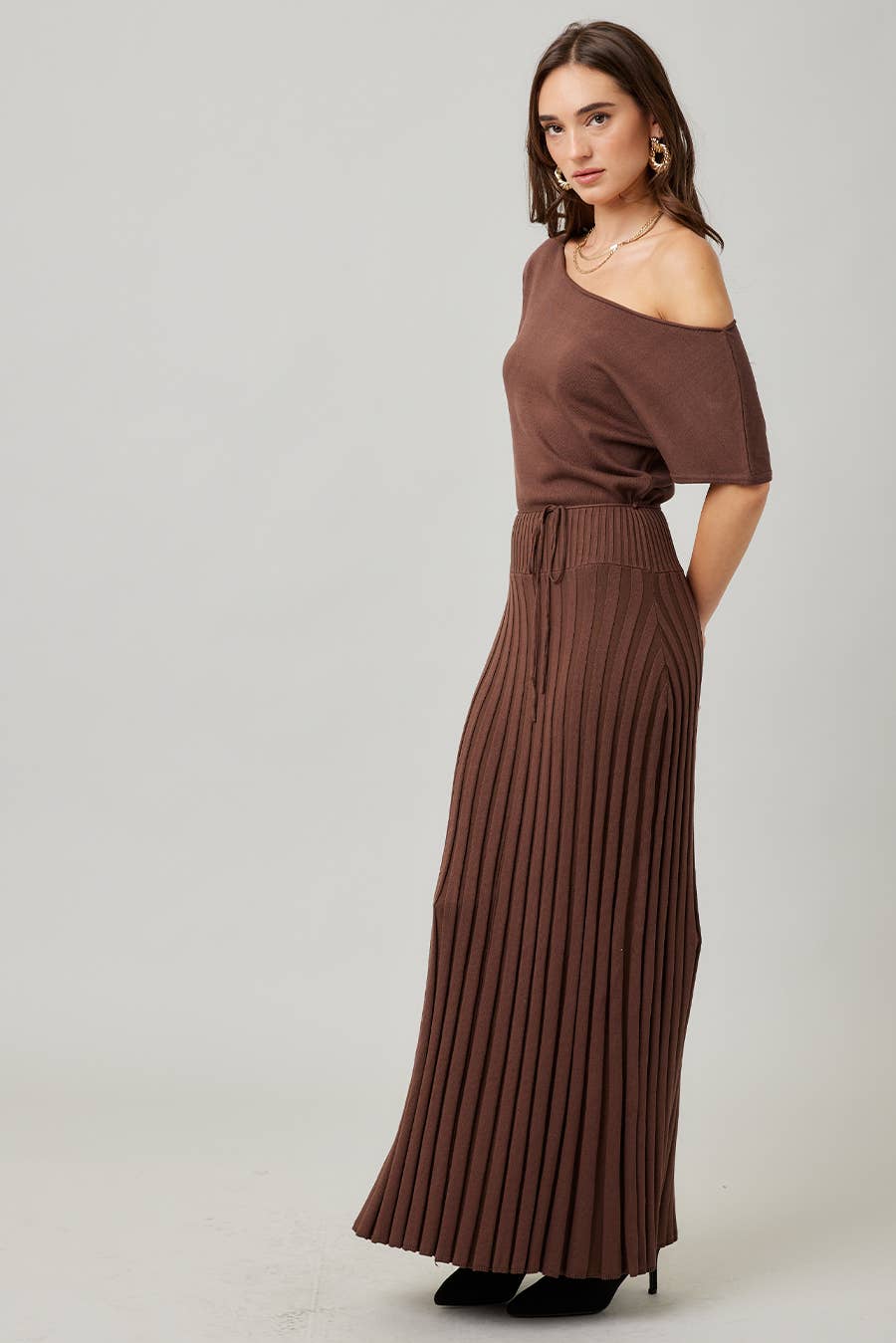 ILLA ILLA - Wholesale Dress - Women's - Knit Pleat Maxi Dress 16