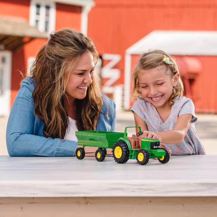 TOMY - Wholesale Toy Car/Truck - Kids - TOMY John Deere Kids Tractor Wagon Set - 8 Inch